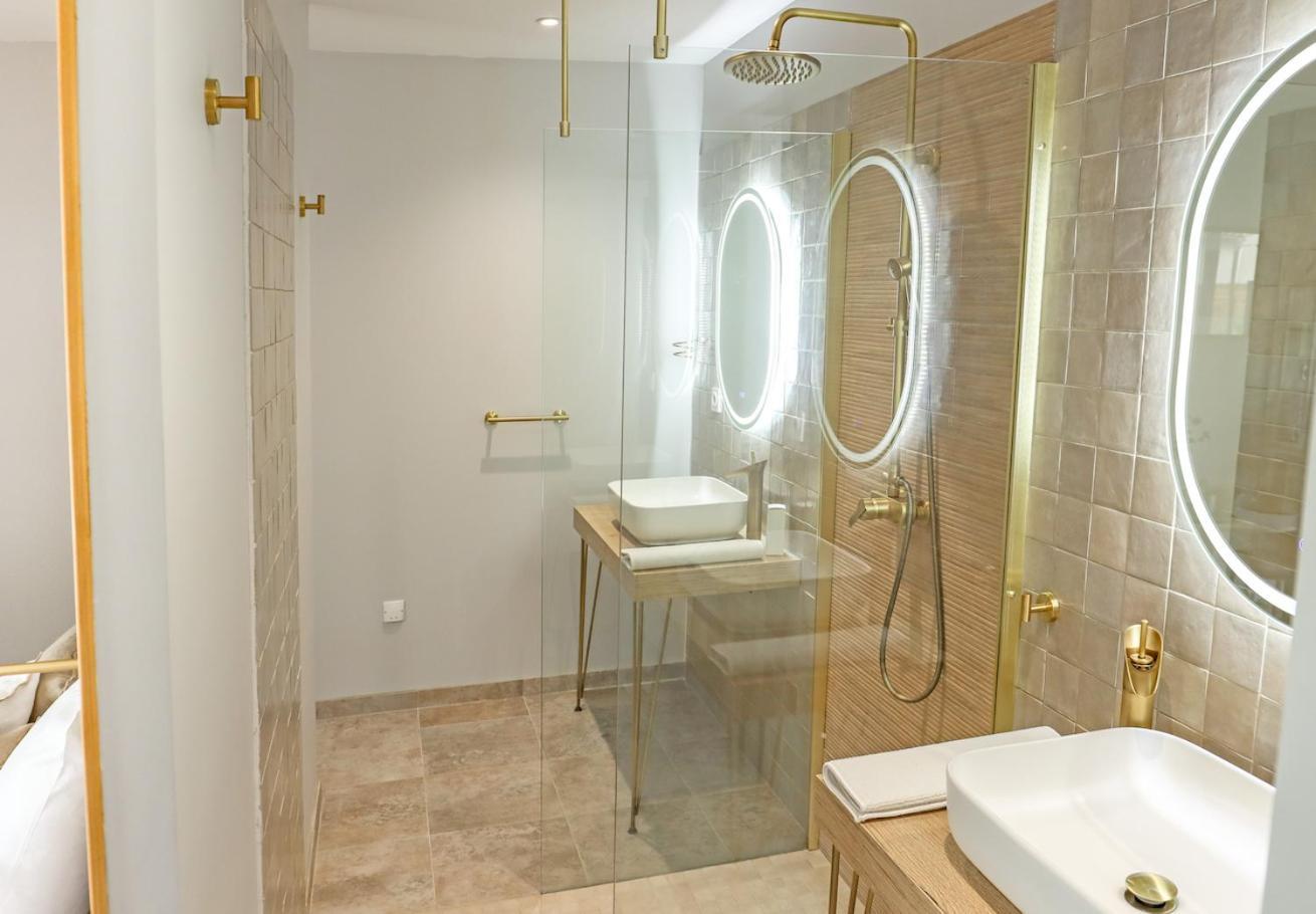 Les Gites De Laure - L'Eden Romantique, Chambres Hotes, Spa Prive, Couloir De Nage, Adults Only Malves-en-Minervois Exterior foto